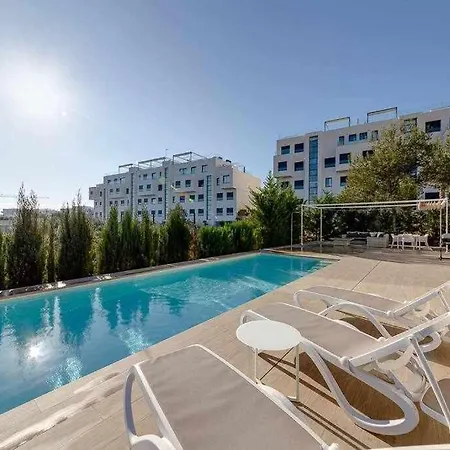 Preciosa Con La Piscina En Colinas Villa *
